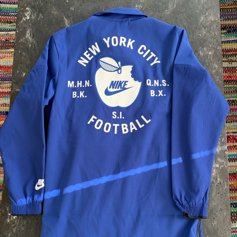 Nike NY City Big Apple Jacket Size L